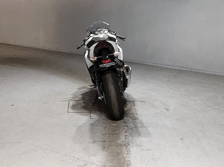 Мотоцикл Kawasaki ZX-6R с пробегом 20475 km
