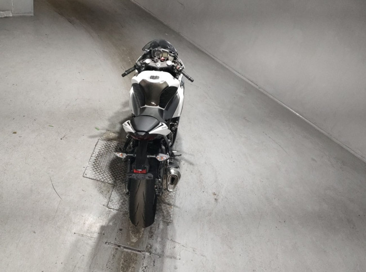 Мотоцикл Kawasaki ZX-6R с пробегом 20475 km
