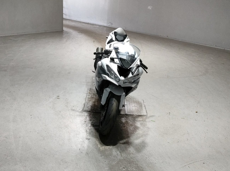 Мотоцикл Kawasaki ZX-6R с пробегом 20475 km