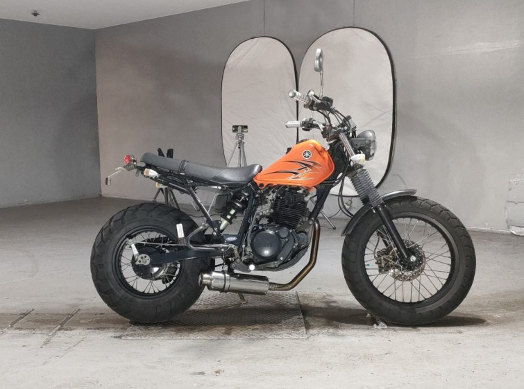 Мотоцикл Yamaha TW225 с пробегом 20969 km