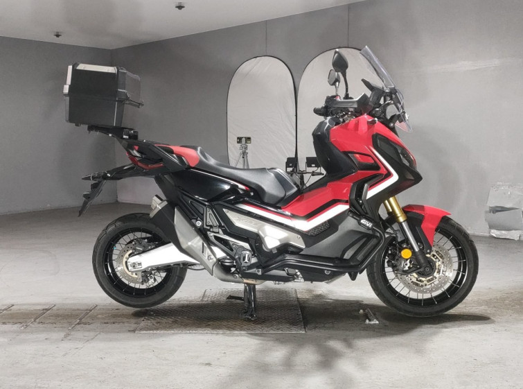 Мотоцикл Honda X-ADV750 с пробегом 29454 km
