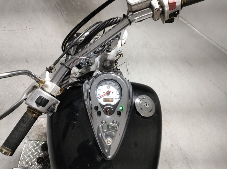 Мотоцикл Yamaha DRAGSTAR XVS400 с пробегом 37224 km