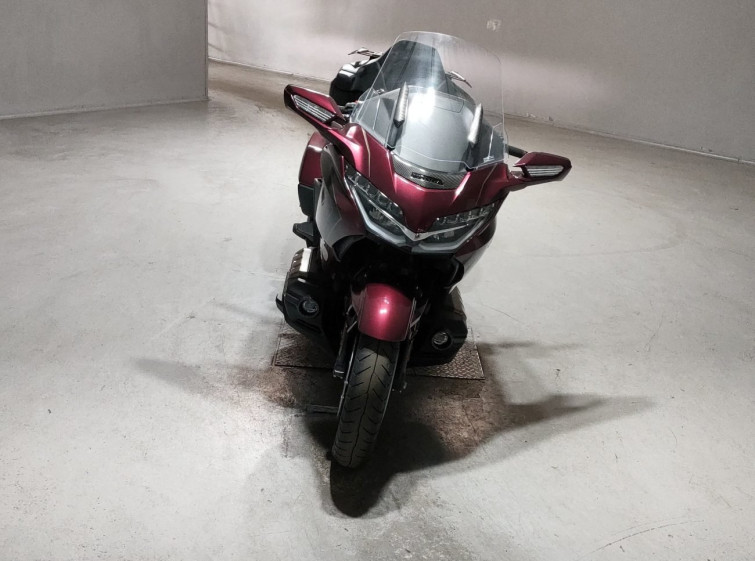 Мотоцикл Honda GL1800 TOUR с пробегом 3211 km