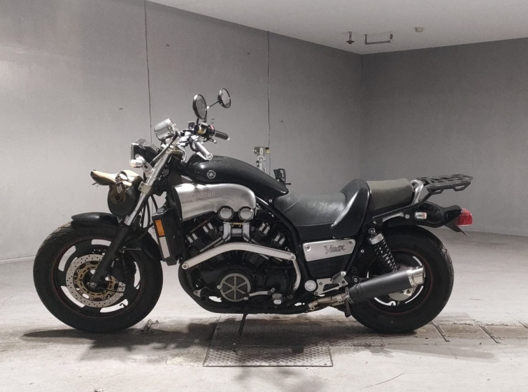 Мотоцикл Yamaha V-MAX1200 з пробігом 21407 m