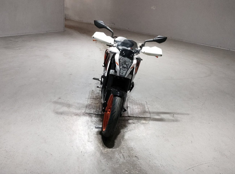 Мотоцикл KTM 390 DUKE с пробегом 2649 km