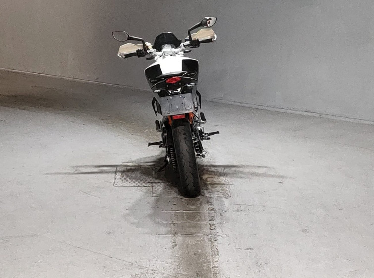 Мотоцикл KTM 390 DUKE с пробегом 2649 km