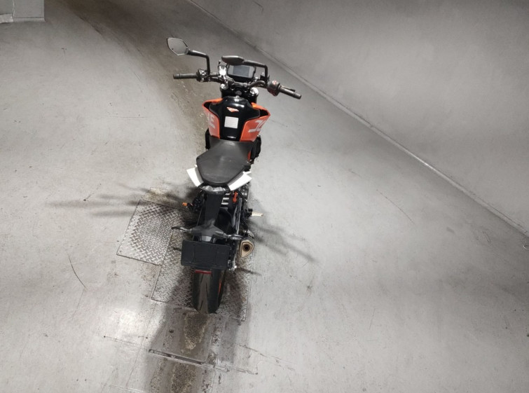 Мотоцикл KTM 390 DUKE с пробегом 21319 km