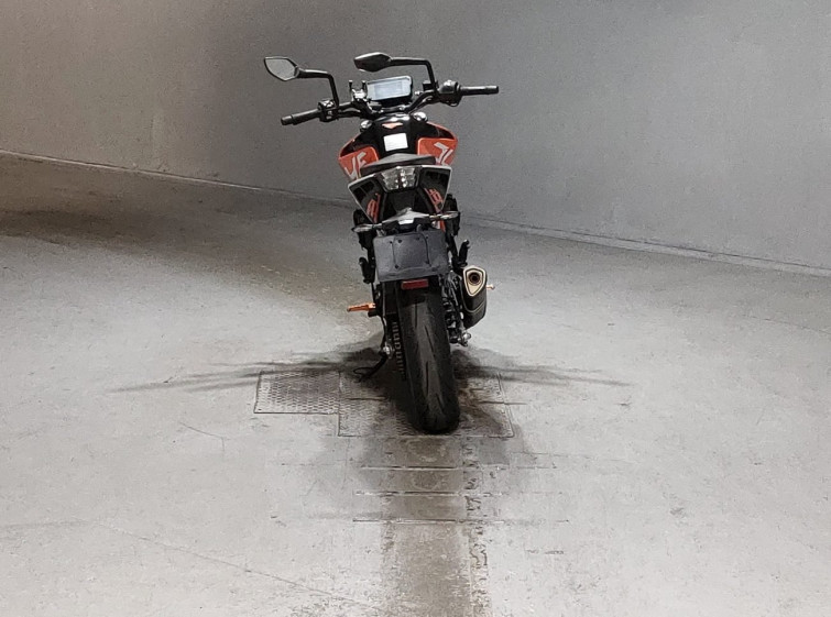 Мотоцикл KTM 390 DUKE с пробегом 21319 km