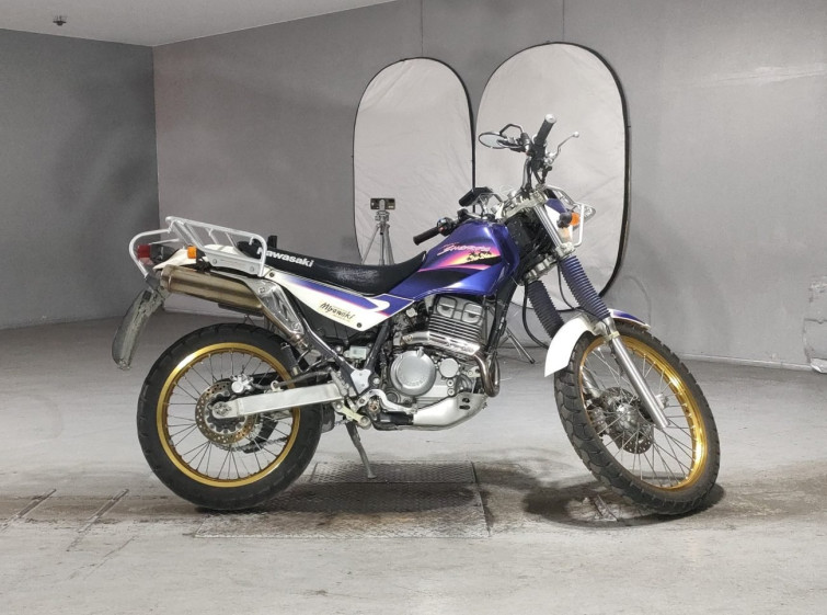 Мотоцикл Kawasaki SUPER SHERPA с пробегом 99999 km