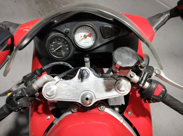 Мотоцикл Suzuki SV400S с пробегом 10025 km