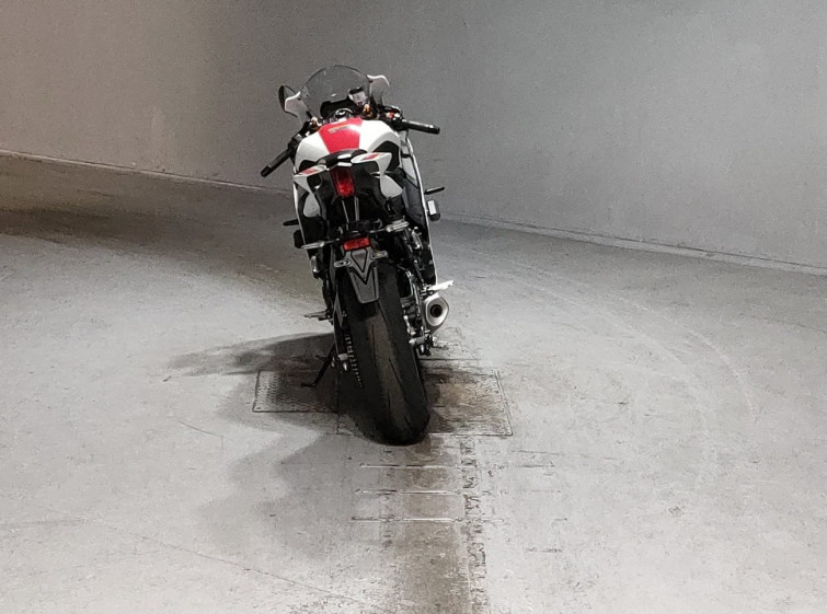 Мотоцикл Yamaha YZF-R7 з пробігом 11110 km
