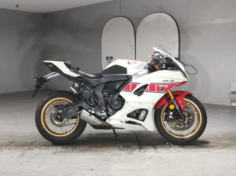 Мотоцикл Yamaha YZF-R7 з пробігом 11110 km