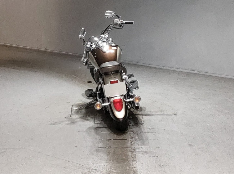 Мотоцикл Yamaha DRAGSTAR XVS400 CLASSIC с пробегом 3898 km