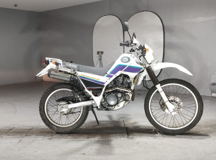 Мотоцикл Yamaha SEROW XT225 с пробегом 20000 km