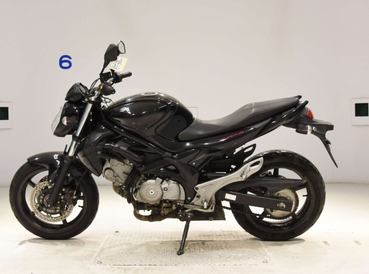 Мотоцикл Suzuki GLADIUS SFV400 з пробігом 36926 km