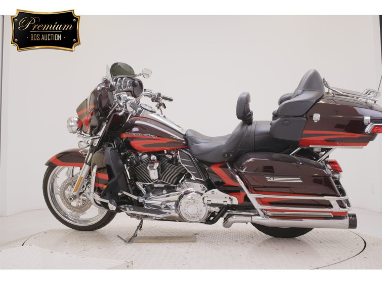 Мотоцикл HD ELECTRA GLIDE FLHTKSE1800 с пробегом 13546 km