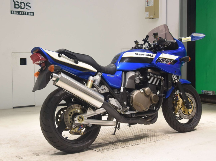 Мотоцикл Kawasaki ZRX1200S с пробегом 23810 km
