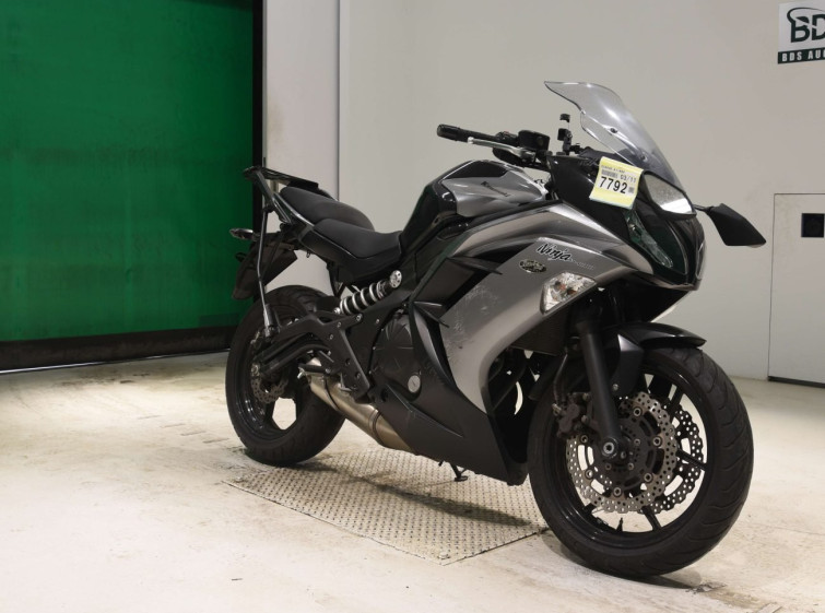 Мотоцикл Kawasaki NINJA400 с пробегом 27528 km
