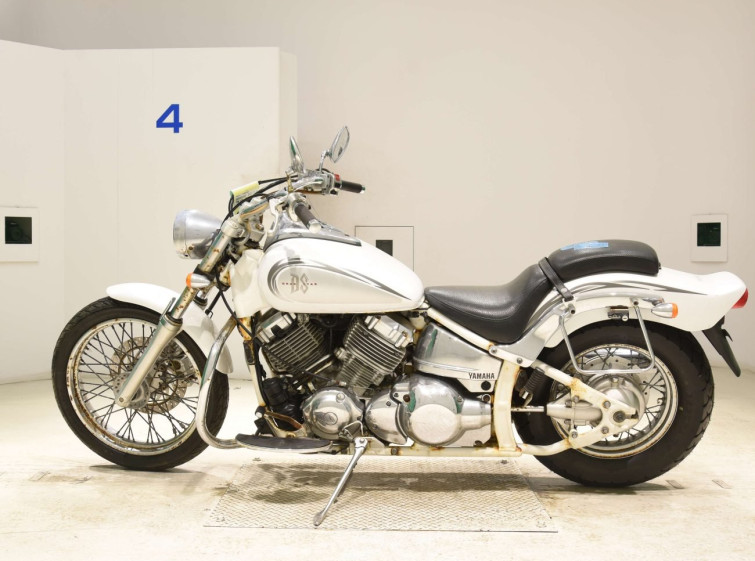 Мотоцикл Yamaha DRAGSTAR XVS400 с пробегом 21209 km
