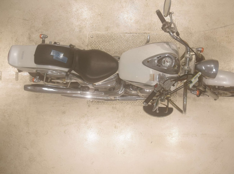 Мотоцикл Yamaha DRAGSTAR XVS400 с пробегом 21209 km