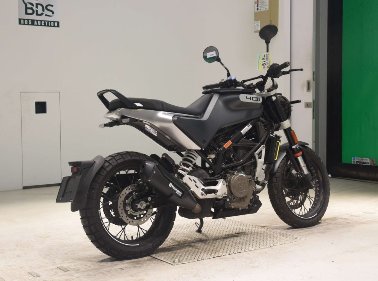 Мотоцикл Husqvarna SVARTPILEN 401 з пробігом 529 km