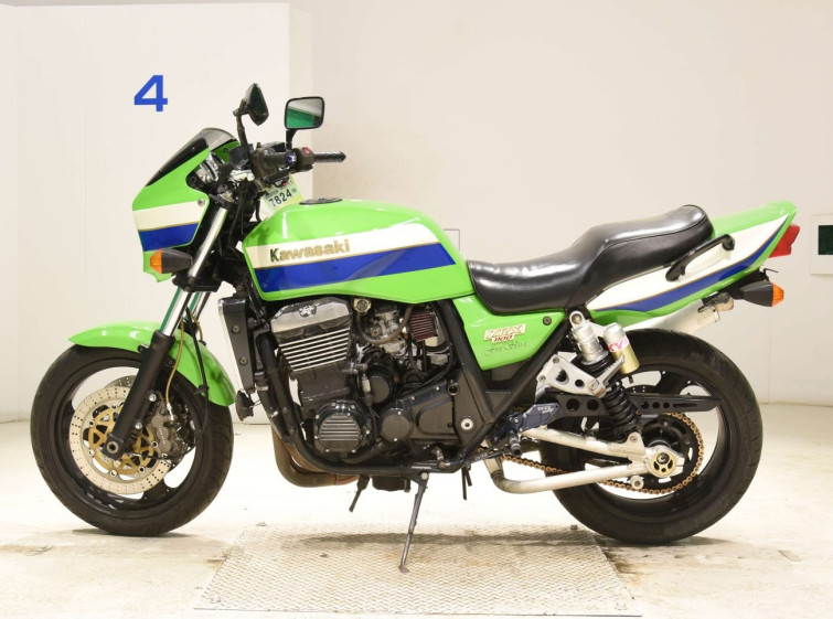 Мотоцикл Kawasaki ZRX1100 с пробегом 23663 km