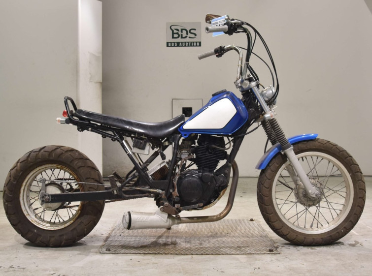 Мотоцикл Yamaha TW200 с пробегом 3619 km