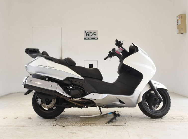 Мотоцикл Honda SILVERWING600