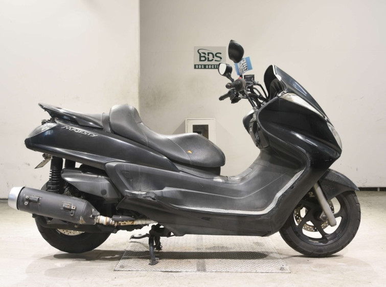 Мотоцикл Yamaha MAJESTY 250 з пробігом 69632 km