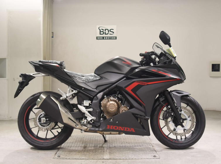 Мотоцикл Honda CBR400R з пробігом 4241 km