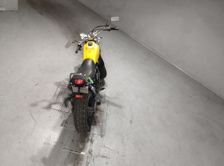 Мотоцикл Yamaha TW200 с пробегом 3124 km