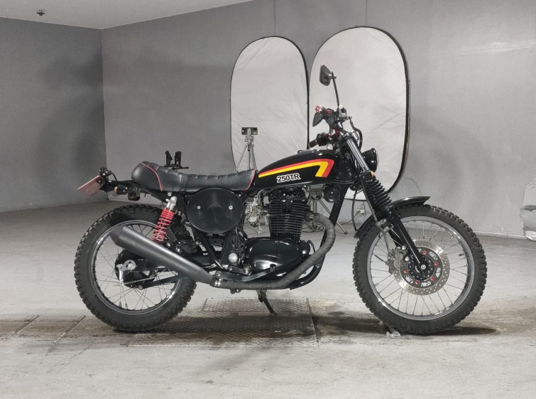 Мотоцикл Kawasaki 250TR с пробегом 8636 km