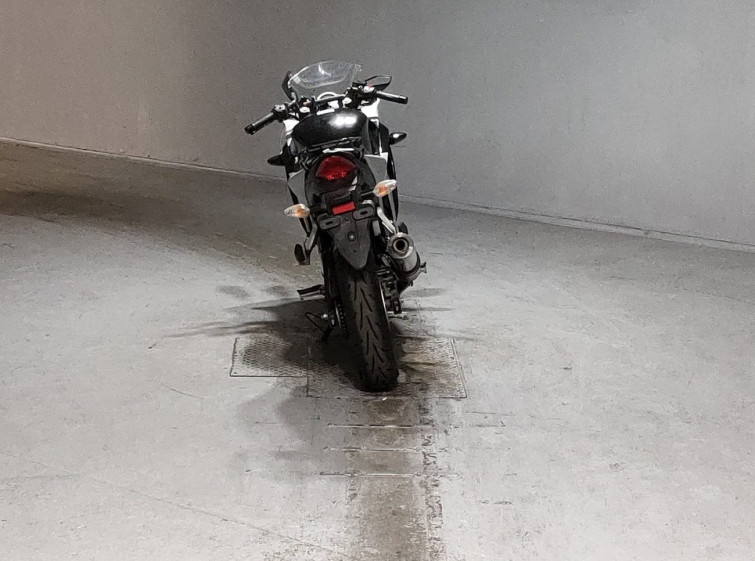 Мотоцикл Honda CBR250R с пробегом 25070 km