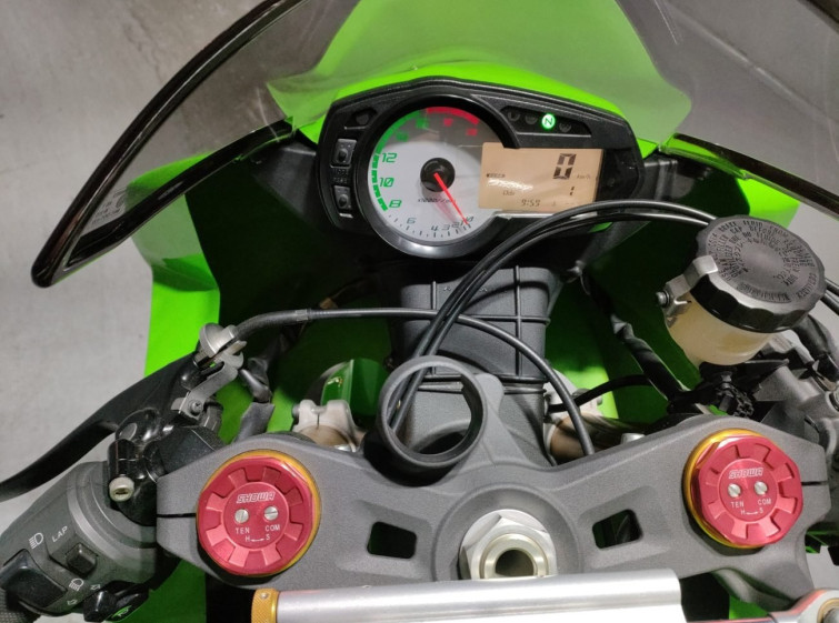 Мотоцикл Kawasaki ZX-6R с пробегом 1 km