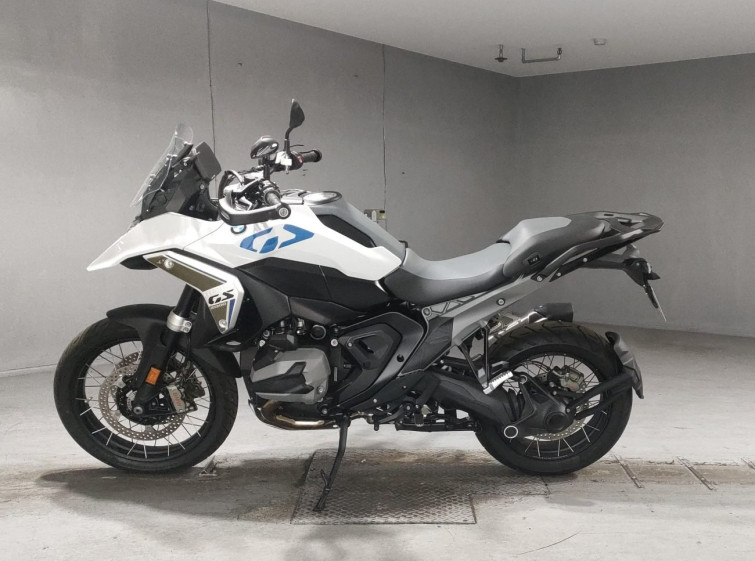 Мотоцикл BMW r1300gs с пробегом 690 km