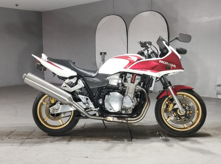 Мотоцикл Honda CB1300 SUPER BOL D’OR з пробігом 46154 km