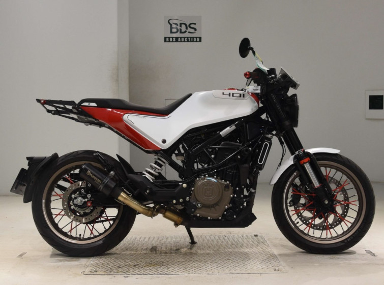 Мотоцикл Husqvarna VITPILEN 401 з пробігом 2658 km