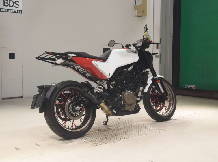 Мотоцикл Husqvarna VITPILEN 401 з пробігом 2658 km