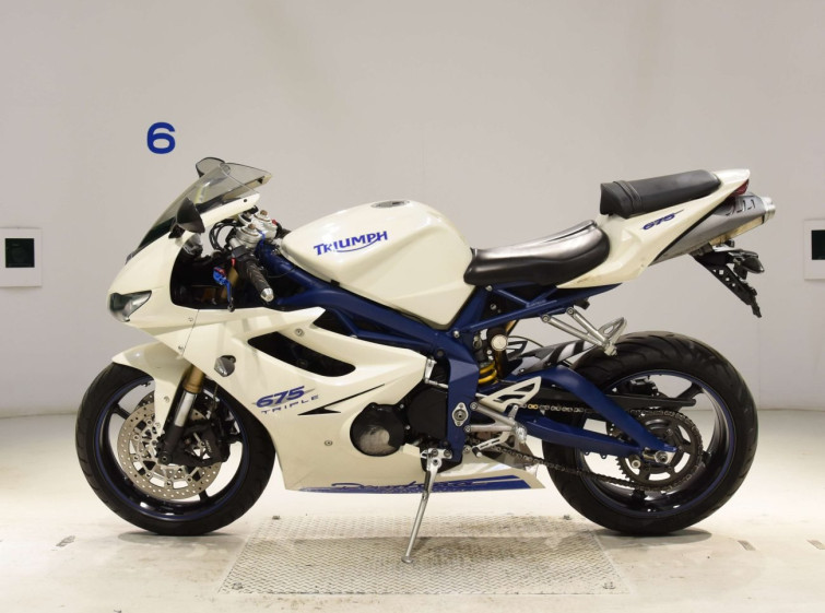 Мотоцикл Triumph DAYTONA 675 с пробегом 33358 km