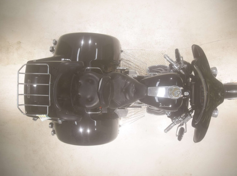 Мотоцикл HD FLHTC1340 TRIKE з пробігом 22524 km