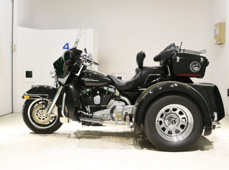 Мотоцикл HD FLHTC1340 TRIKE з пробігом 22524 km