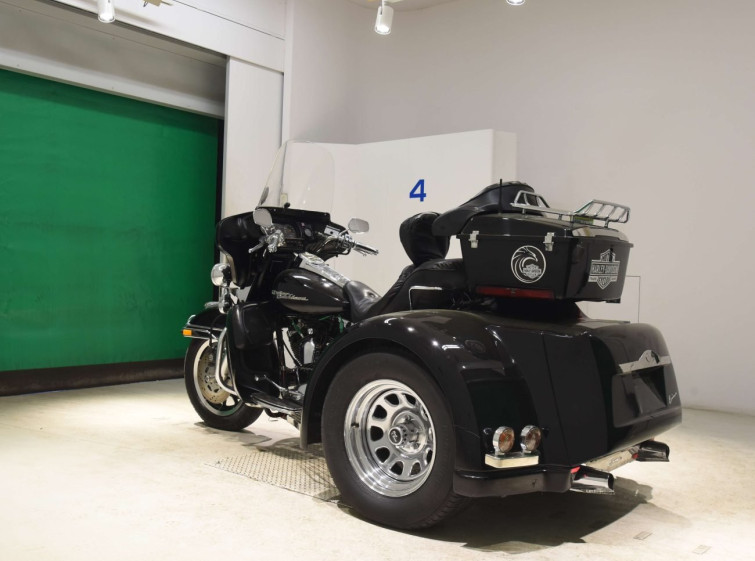Мотоцикл HD FLHTC1340 TRIKE з пробігом 22524 km