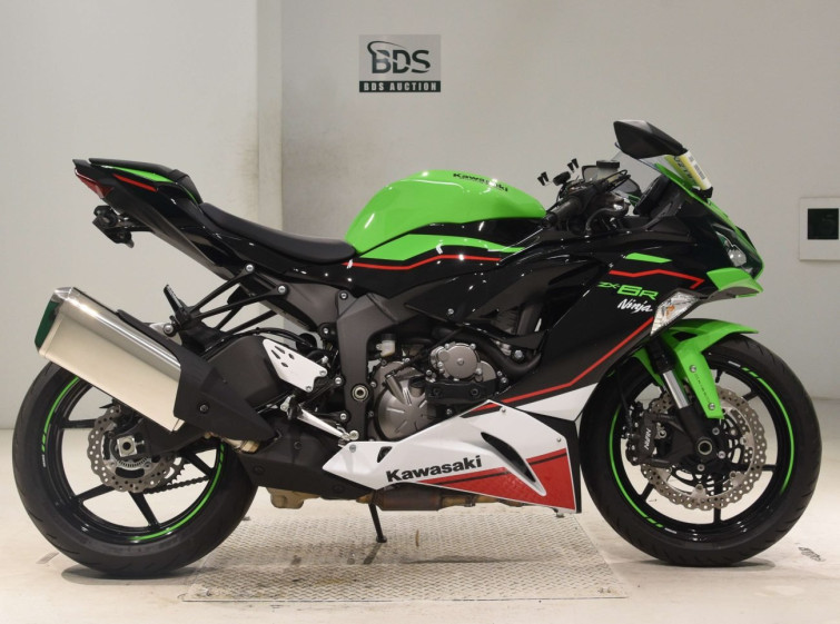 Мотоцикл Kawasaki ZX-6RA с пробегом 2484 km