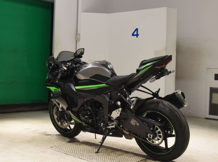 Мотоцикл Kawasaki ZX-6R с пробегом 3424 km