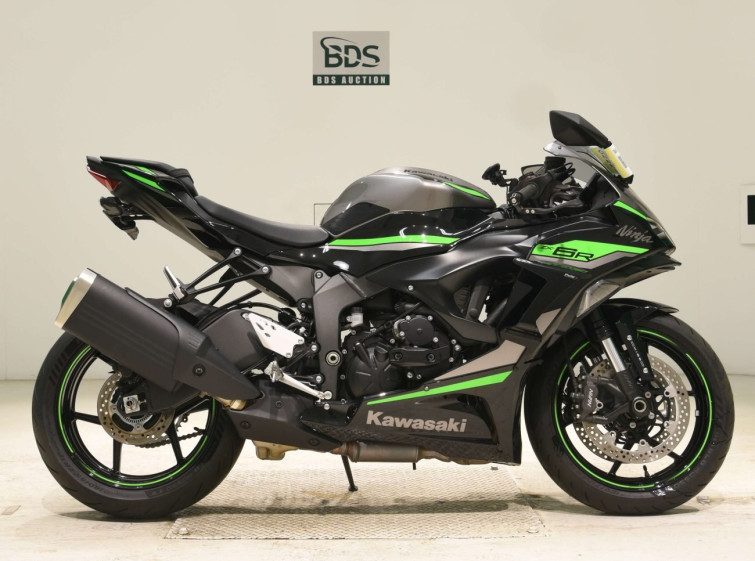 Мотоцикл Kawasaki ZX-6R с пробегом 3424 km