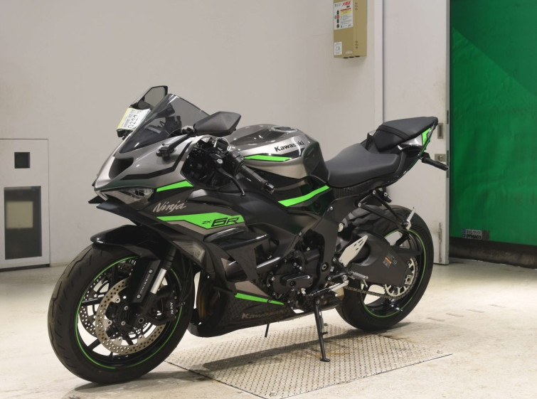 Мотоцикл Kawasaki ZX-6R с пробегом 3424 km