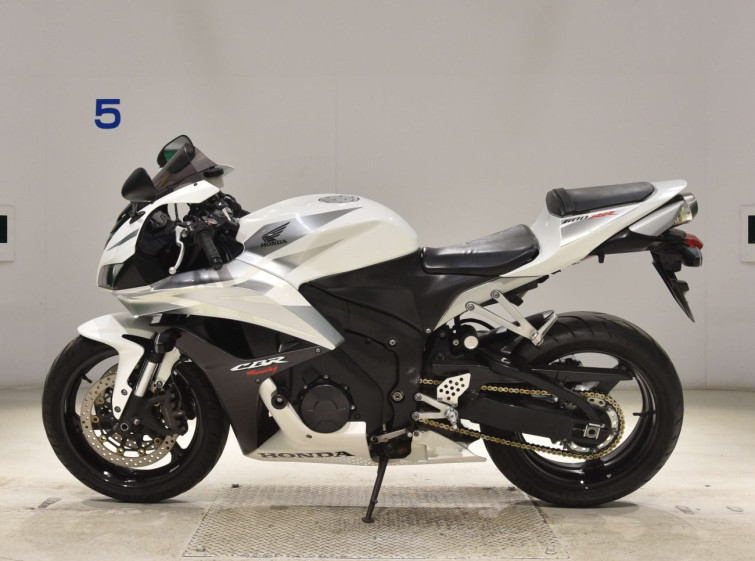 Мотоцикл Honda CBR600RR с пробегом 61247 km
