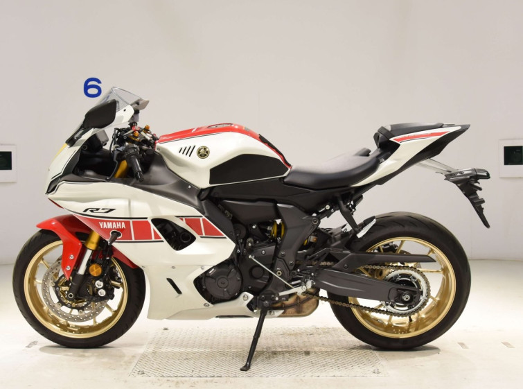 Мотоцикл Yamaha YZF-R7-2 с пробегом 865 km