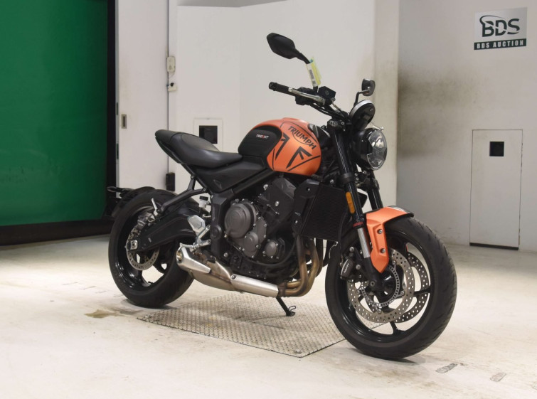 Мотоцикл Triumph TRIDENT660 з пробігом 11224 km