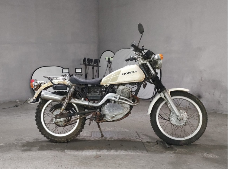 Мотоцикл Honda SILKROAD с пробегом 7500 km